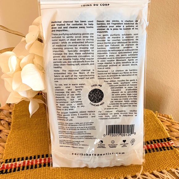 NEW Charcoal Exfoliating Bath Gloves - Picture 4 of 4